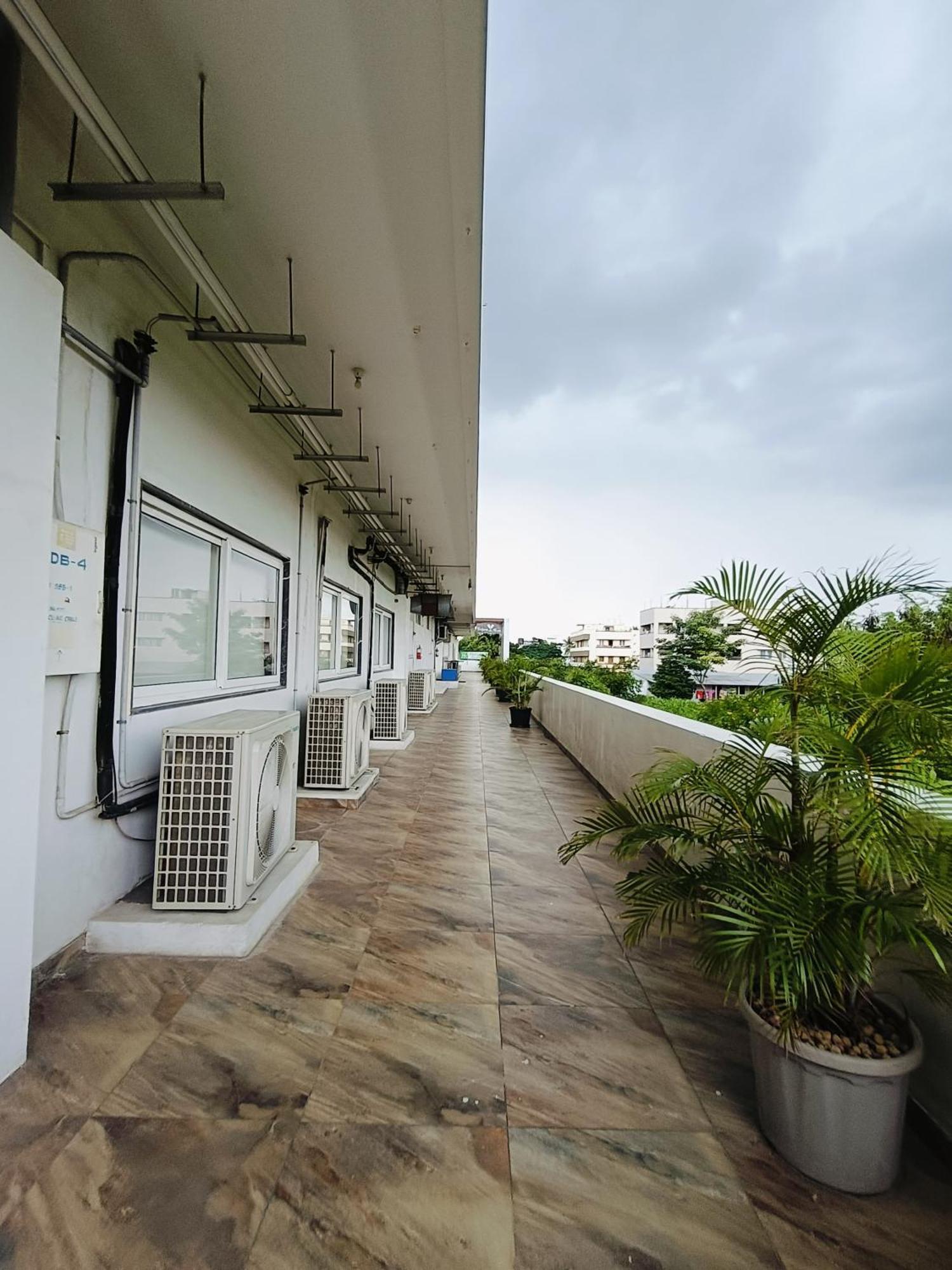 Holiday Residency Coimbatore Exterior foto