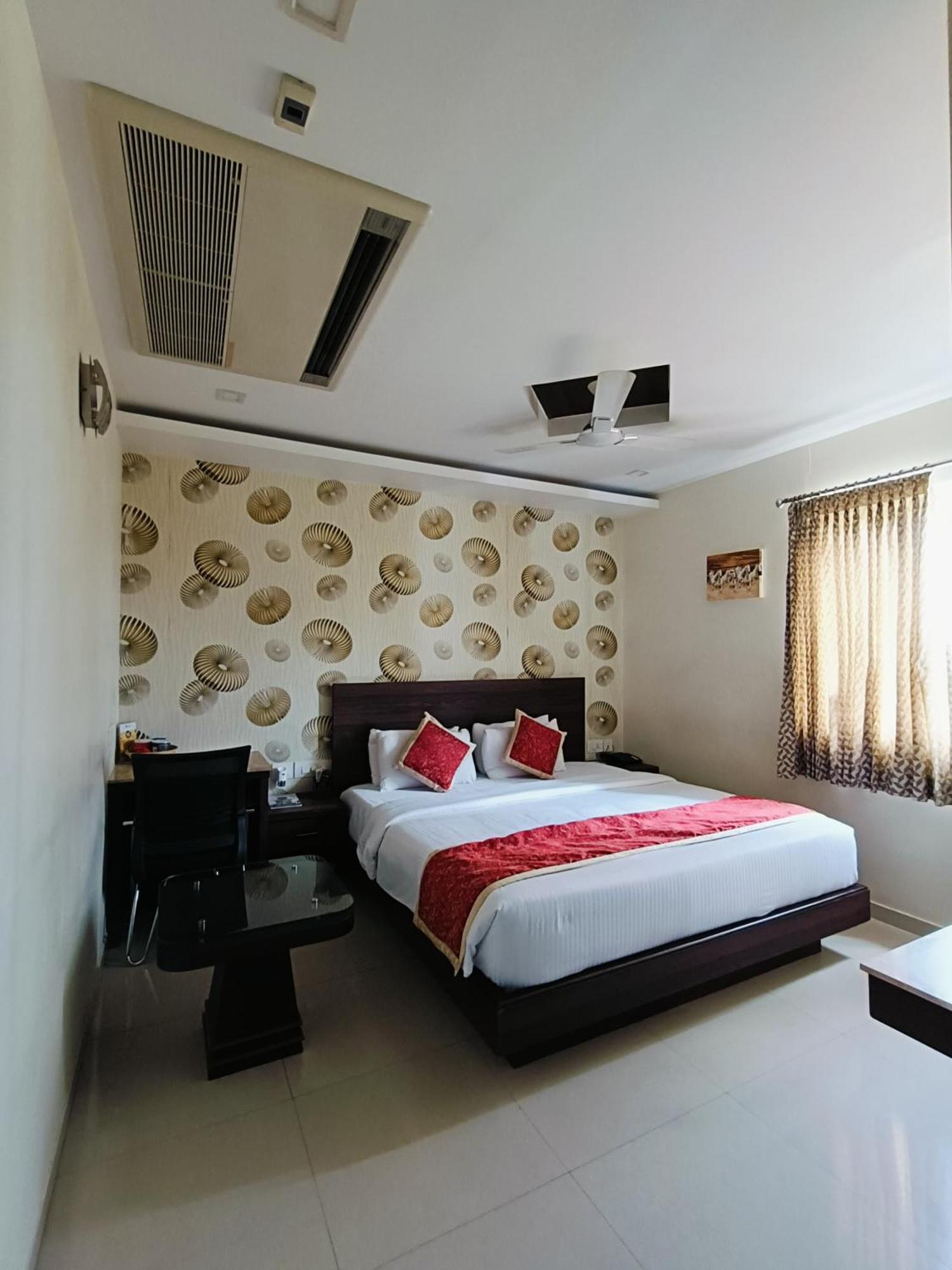 Holiday Residency Coimbatore Exterior foto
